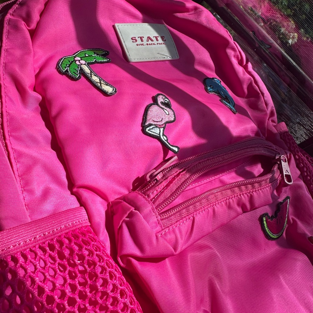 Preowned backpack - Picture 2 of 8